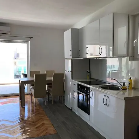 Apartment Petra *